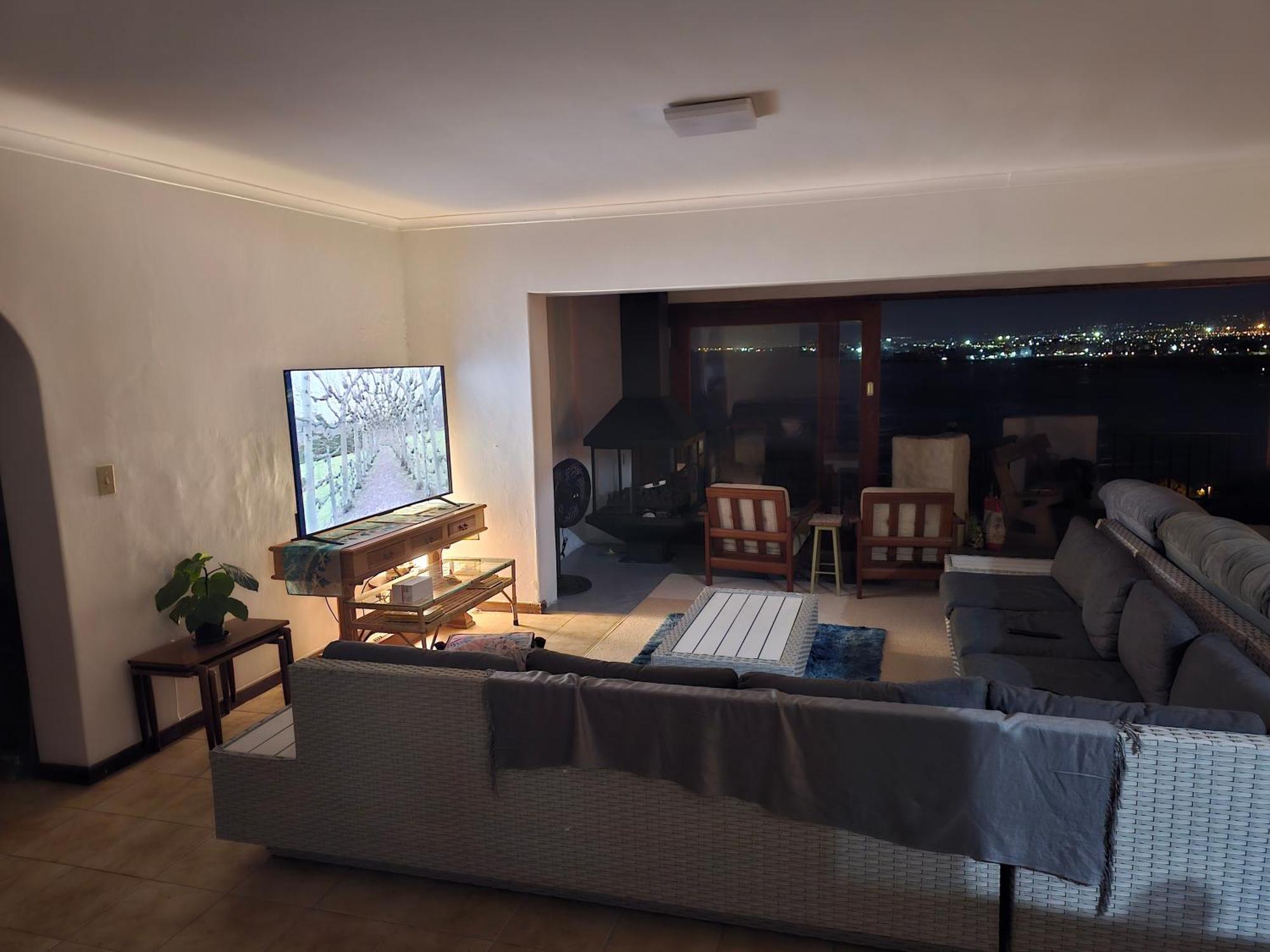 La Isla Bonita Bed & Breakfast Cape Town Exterior photo
